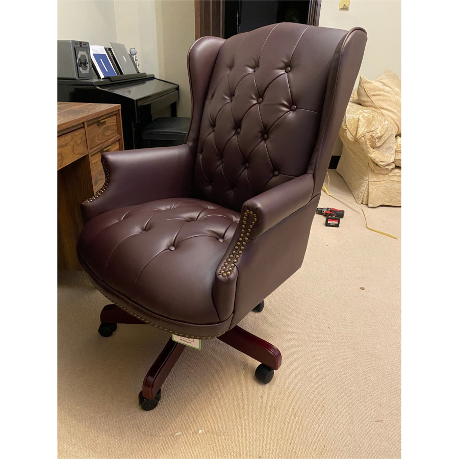 Corringham Traditional Executive Chair